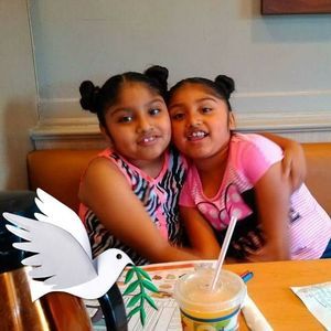 Meet your Posher, Ofelia